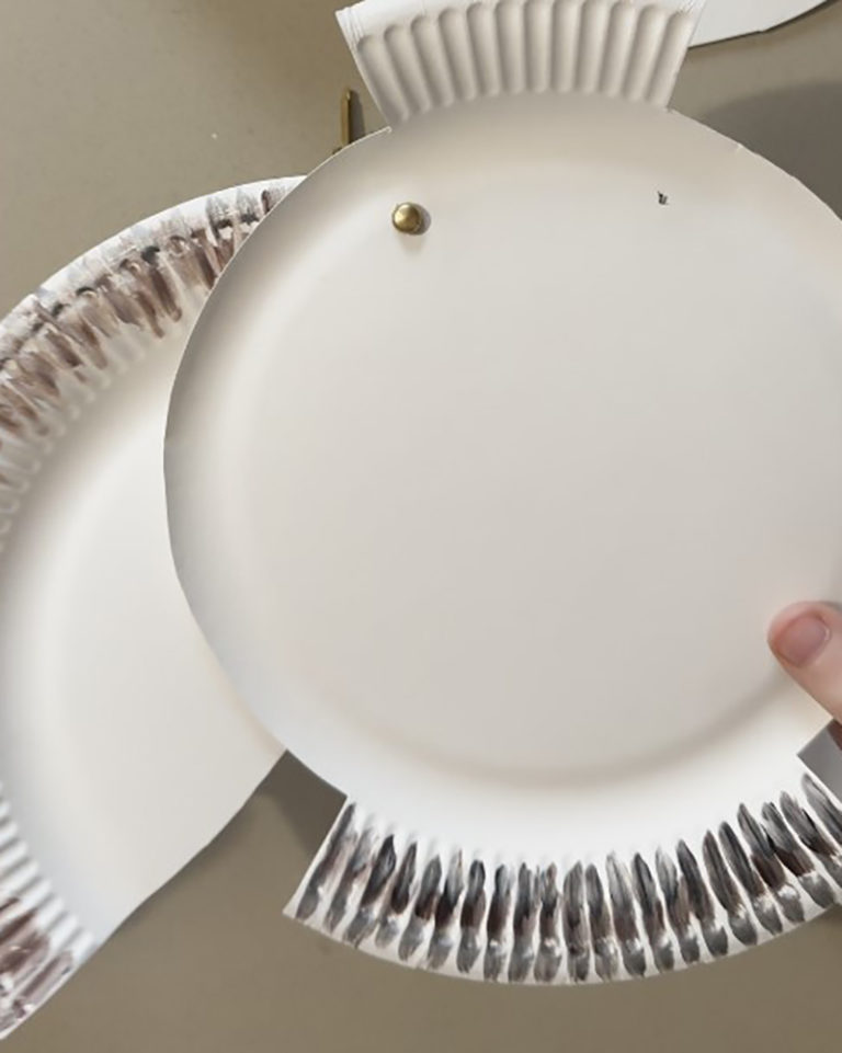 A szárnyak rögzítése kapcsokkal