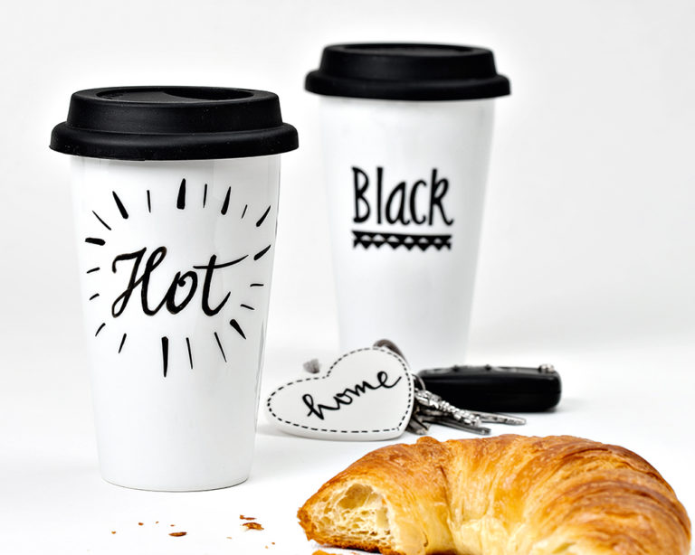 Coffee to go bögre festése Marabu porcelánfilccel