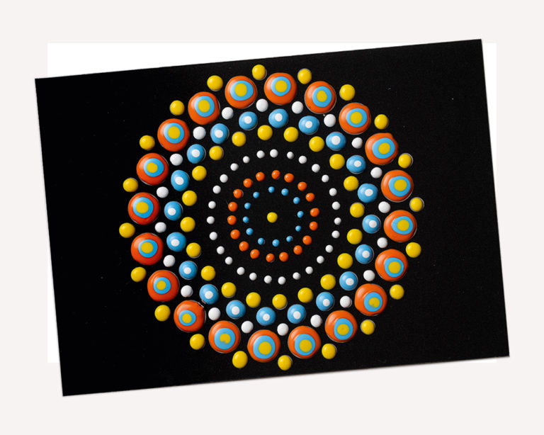Kipöttyözött mandala közelről