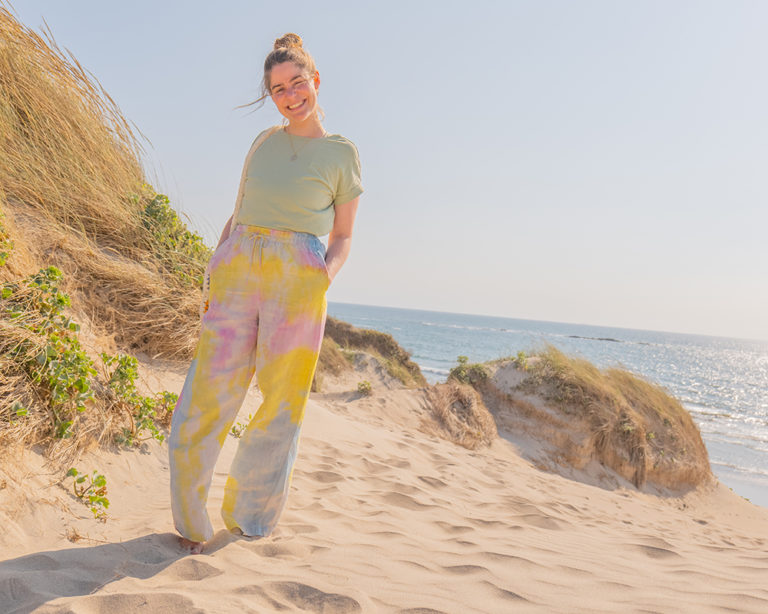 Nyári nadrág festése Marabu Tie Dye batikfestékkel
