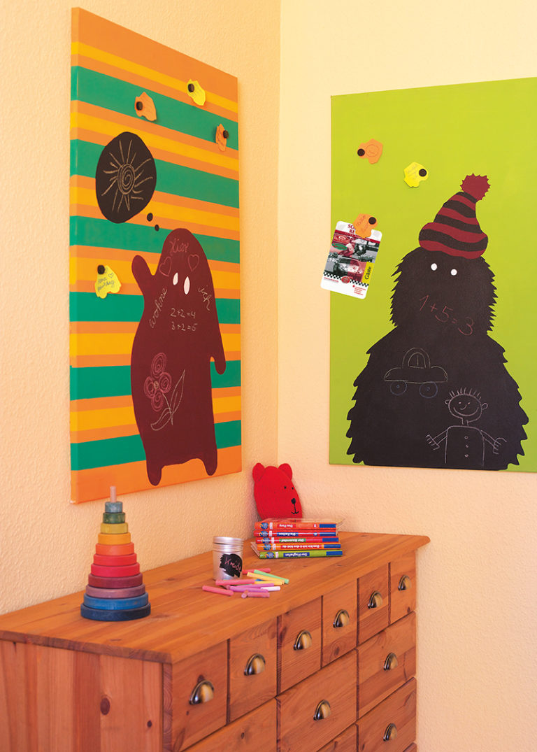 Szörnyes mágneses és táblafestékes fal Marabu Magnet és Chalkboard festékkel