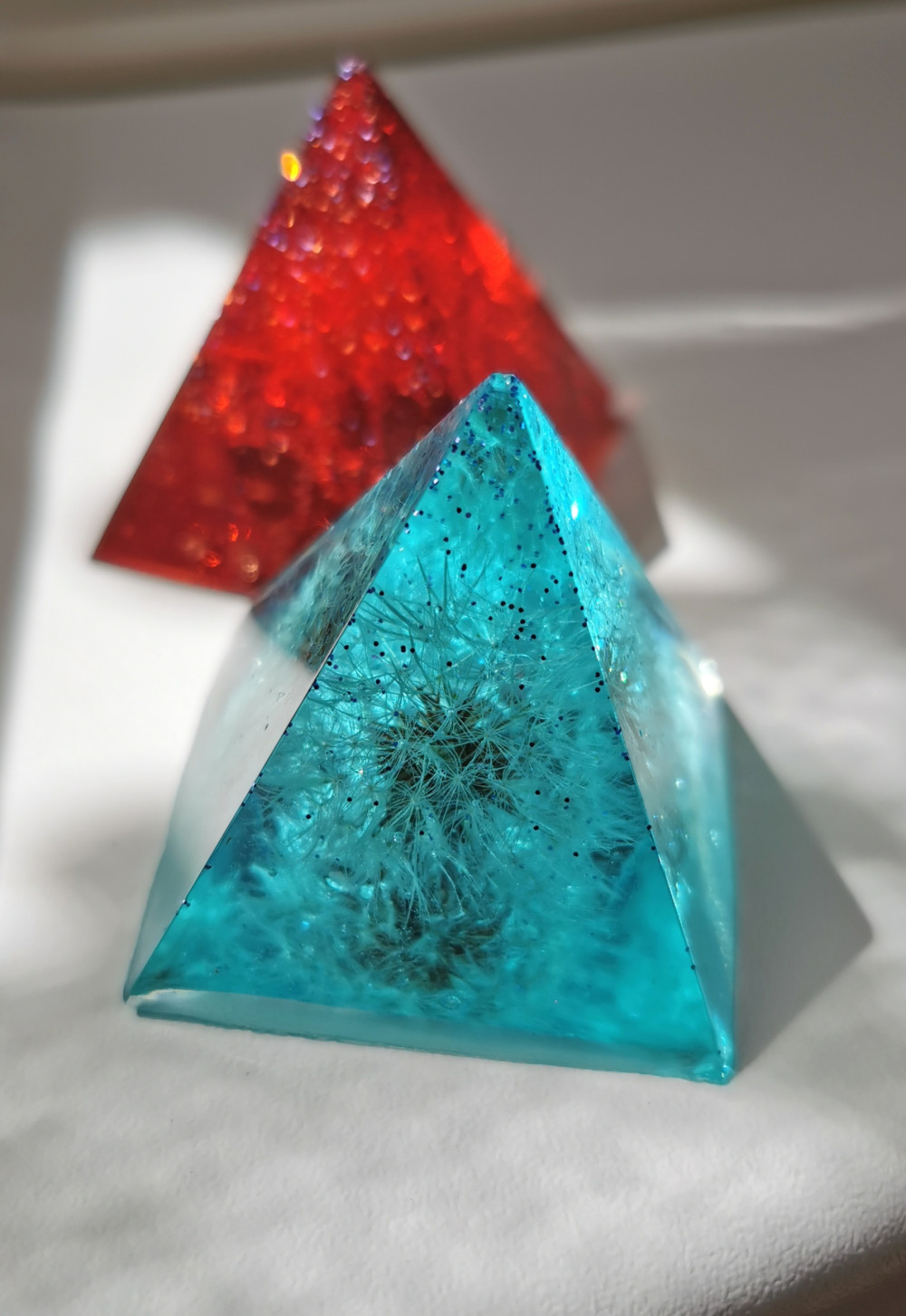 Szilikon öntőforma - piramis, 2 cm